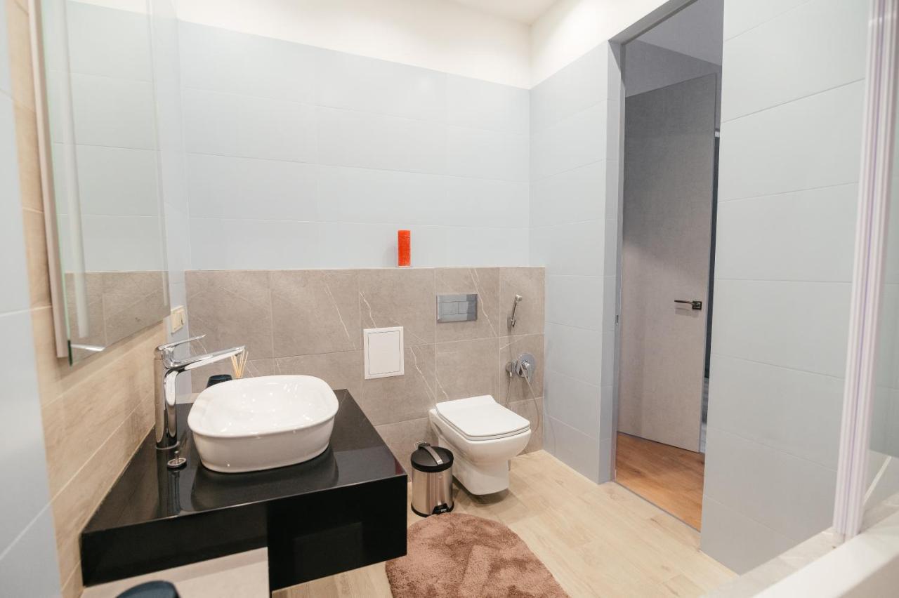 Pearl Premium Apartments 3 Kiev Eksteriør billede